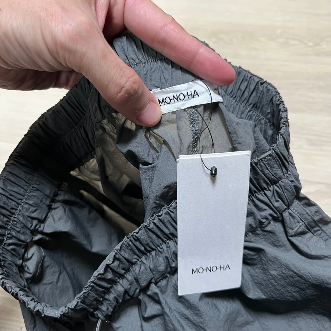 (ONE SIZE) 새상품 모노하 MONOHA 페이퍼 숏 팬츠 그레이 상품이미지7