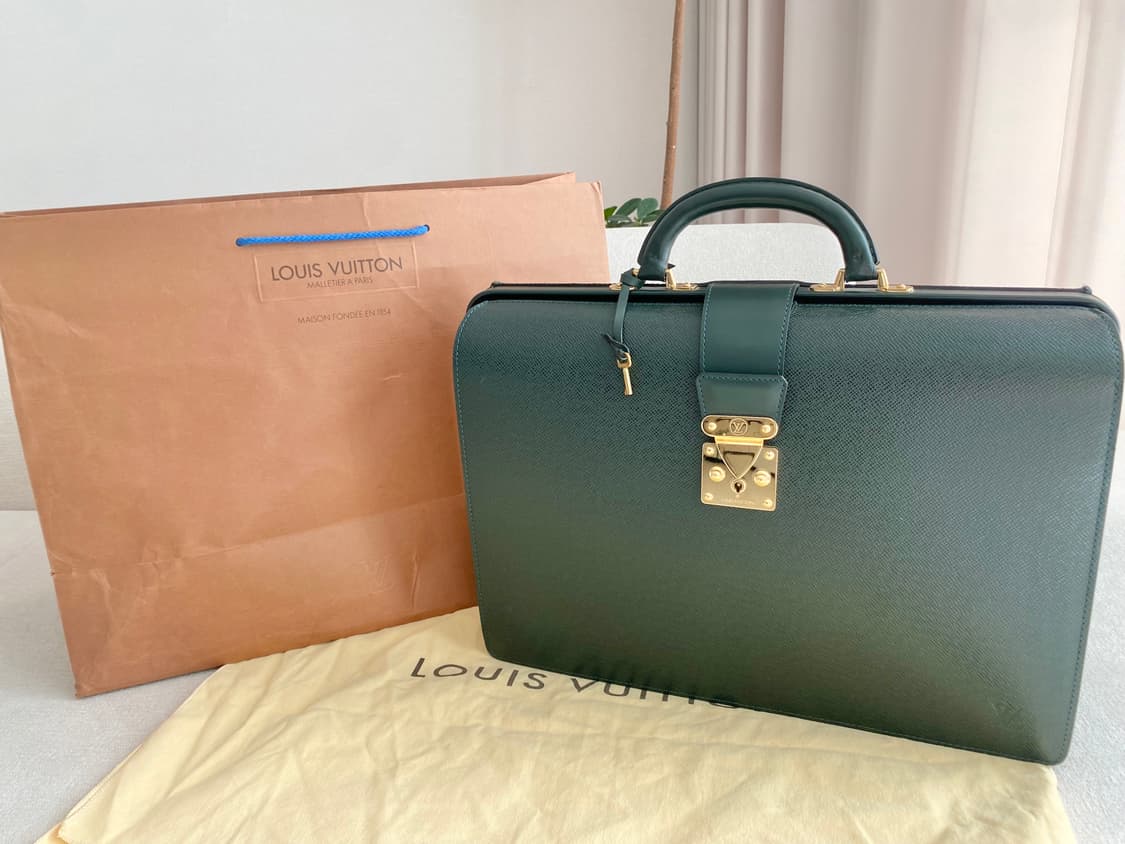 루이비통 타이가 그린 페르모어 브리프 케이스(외관굿) 상품이미지2