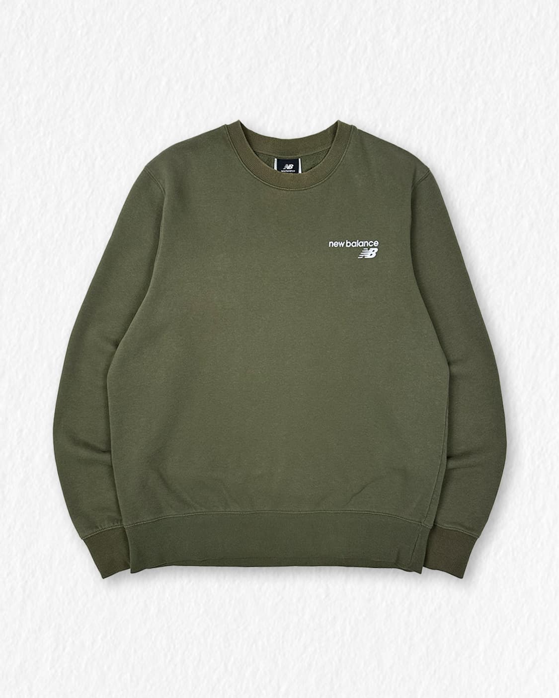 뉴발란스 기모 맨투맨 카키 상품이미지1