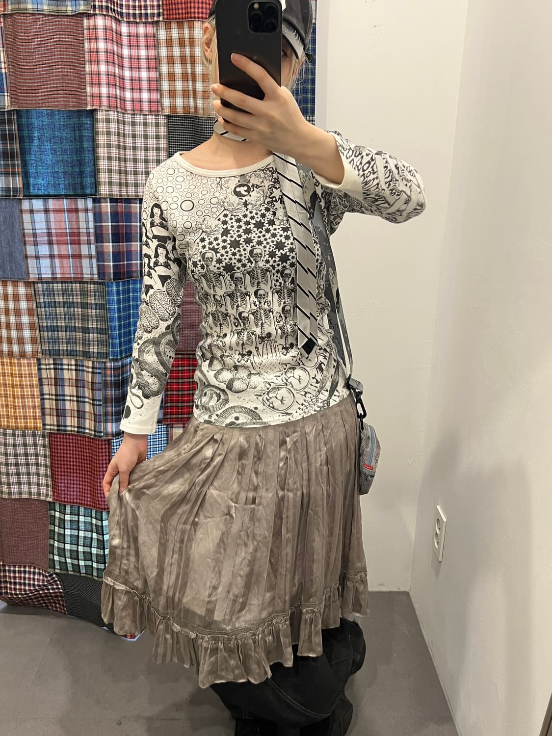 히스테릭 글래머 프린틴 롱슬리브 상품이미지3