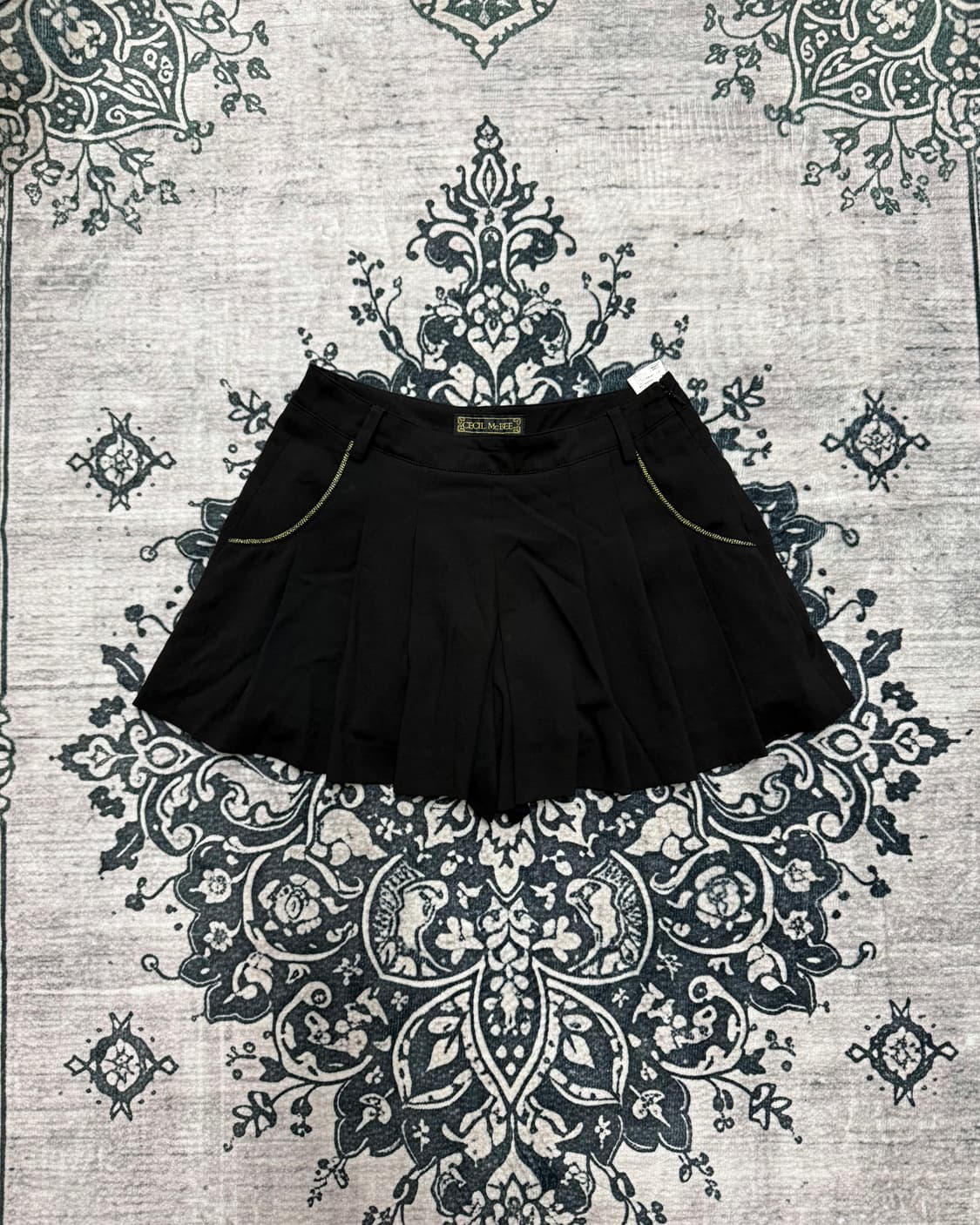 Cecil MCBee gal pleats skirt 상품이미지4