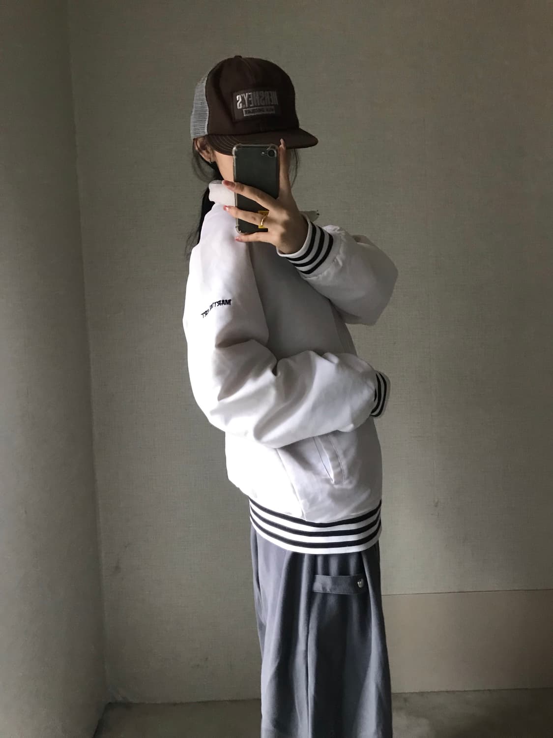 아디다스 흰검 하이넥 점퍼 상품이미지3