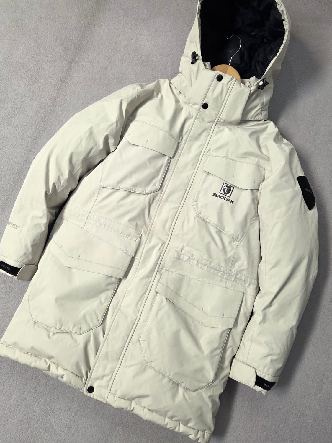 (95) 블랙야크 고어텍스 구스패딩 남
 상품이미지1