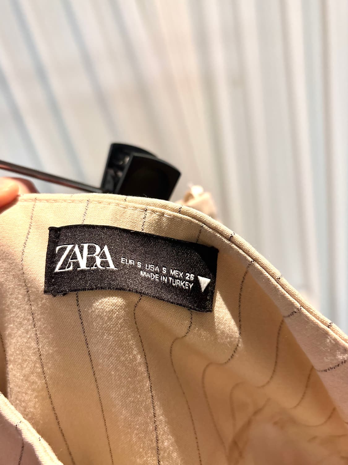 자라 스프라이트 로우라이즈 치마 상품이미지3