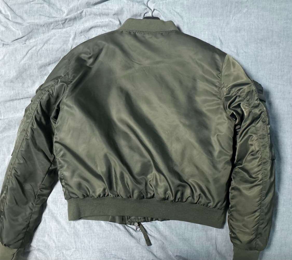 Kzby/ 토프 포켓  크롭 MA-1 / XL 상품이미지4