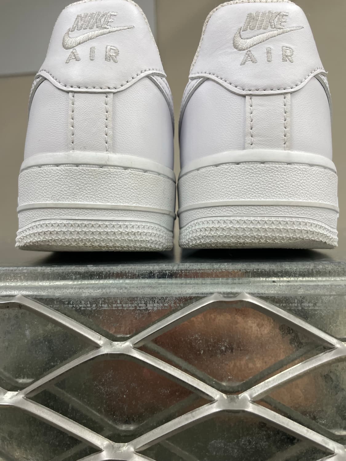 나이키 에어포스1 트리플 화이트 235 (gr-4373) 상품이미지8