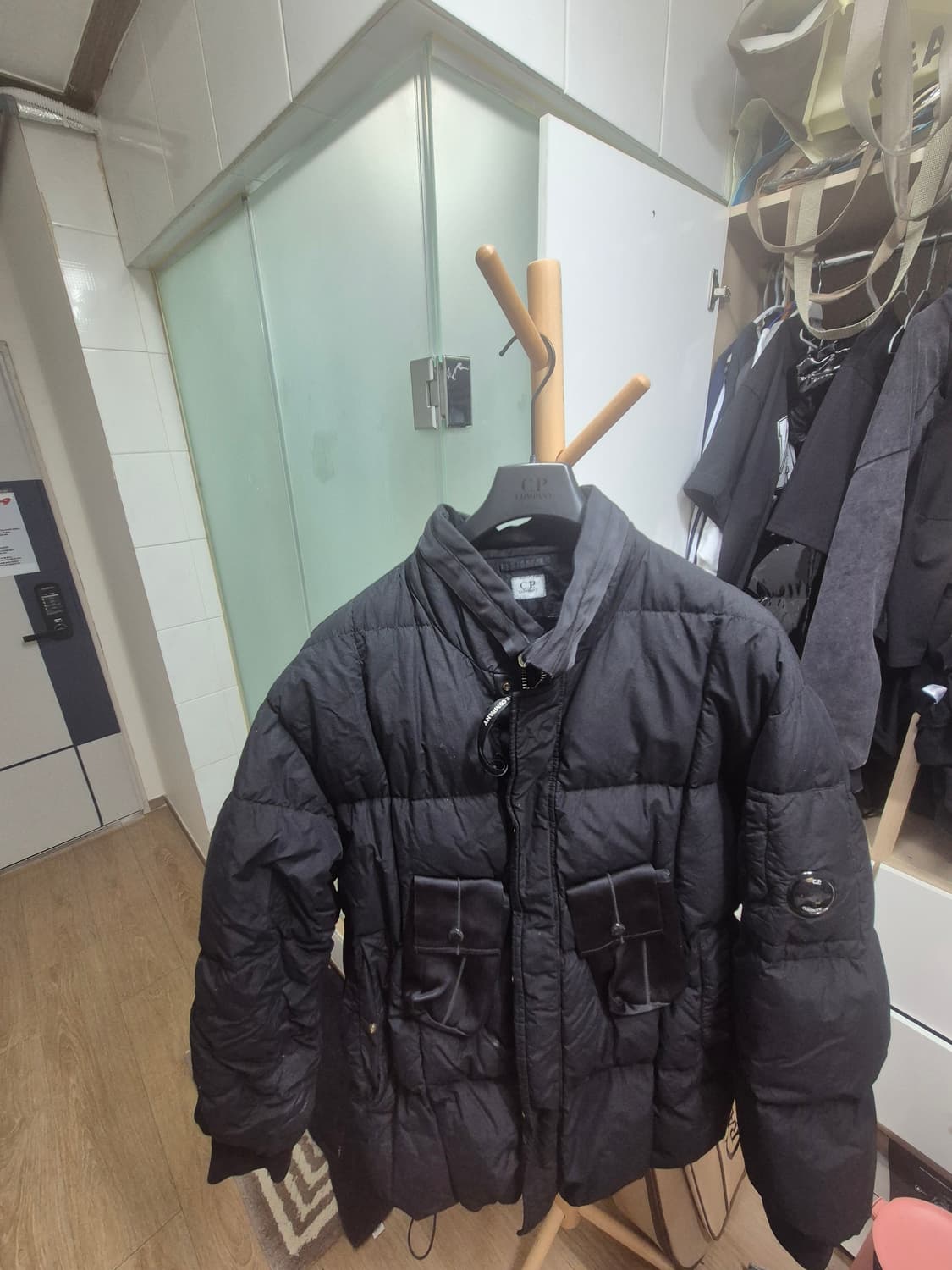 C.P. Company 씨피컴퍼니 패딩 상품이미지1