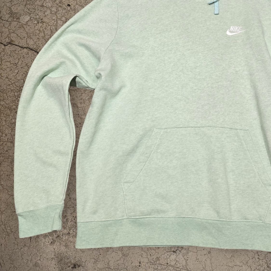 Nike 스포츠웨어 클럽 플리스 풀오버 후드티 상품이미지3