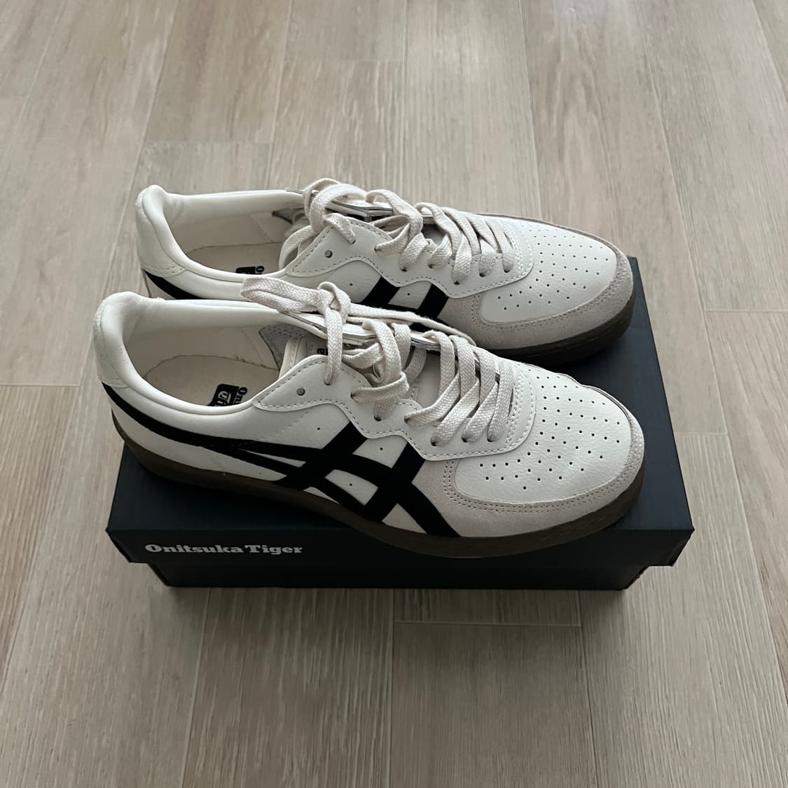 오니츠카타이거 GSM 상품이미지1