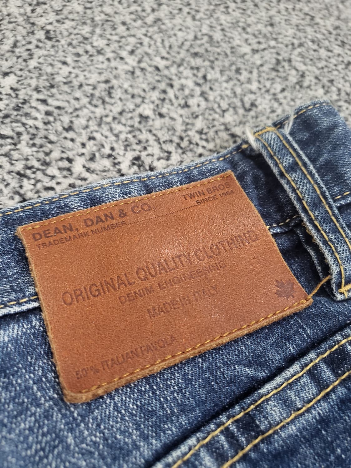 디스퀘어드 투(DSQUARED2) 데님 반바지 상품이미지5