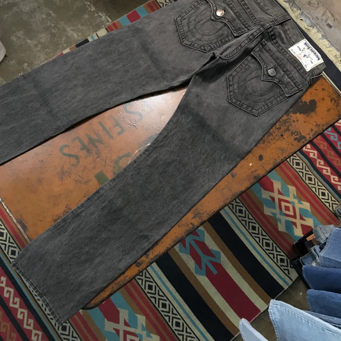 USA 트루릴리전 흑청 로우라이즈 부츠컷 데님 팬츠 허리 32 사이즈  상품이미지2