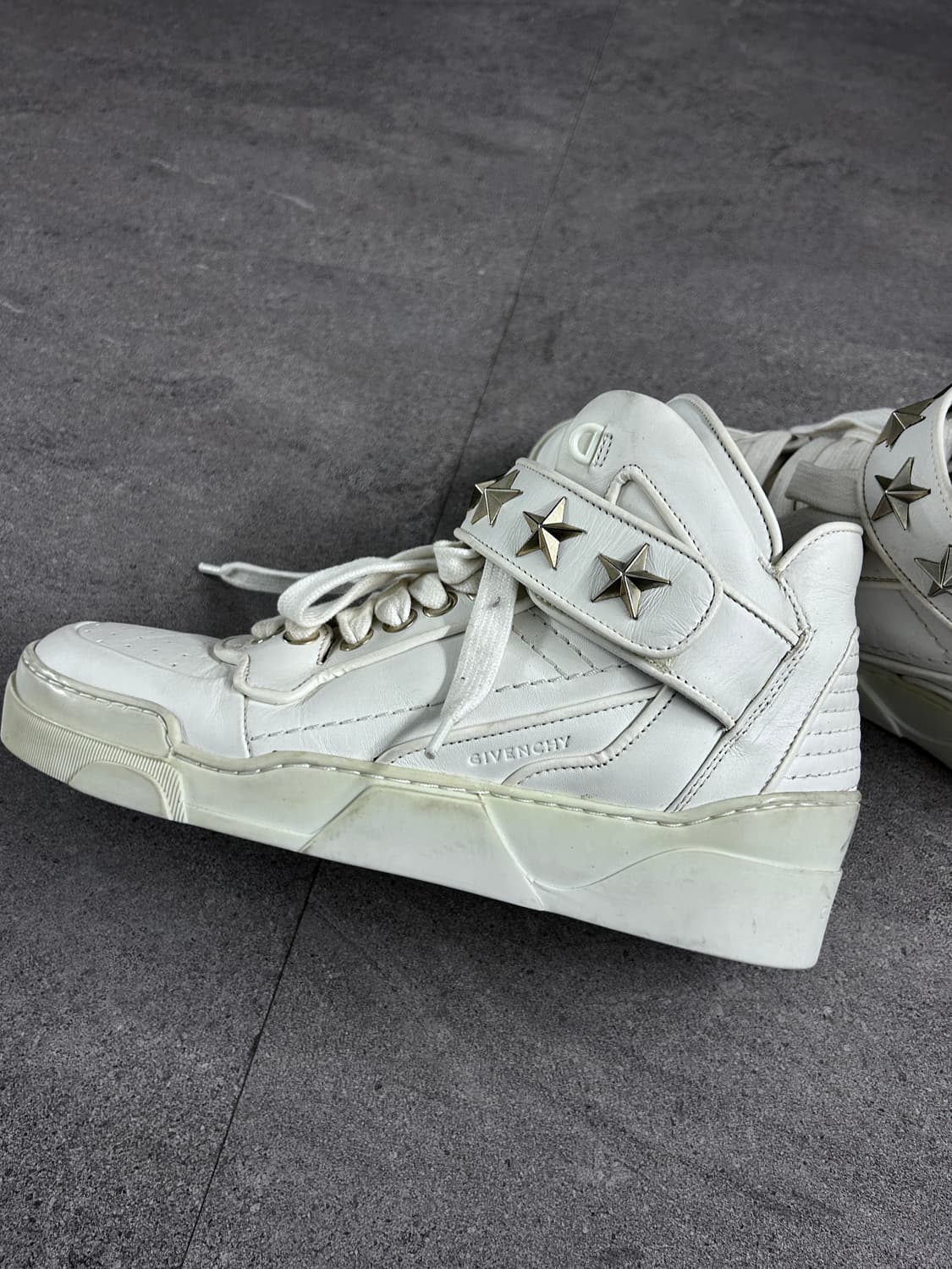 지방시 스타 타이슨 하이탑 스니커즈 상품이미지5