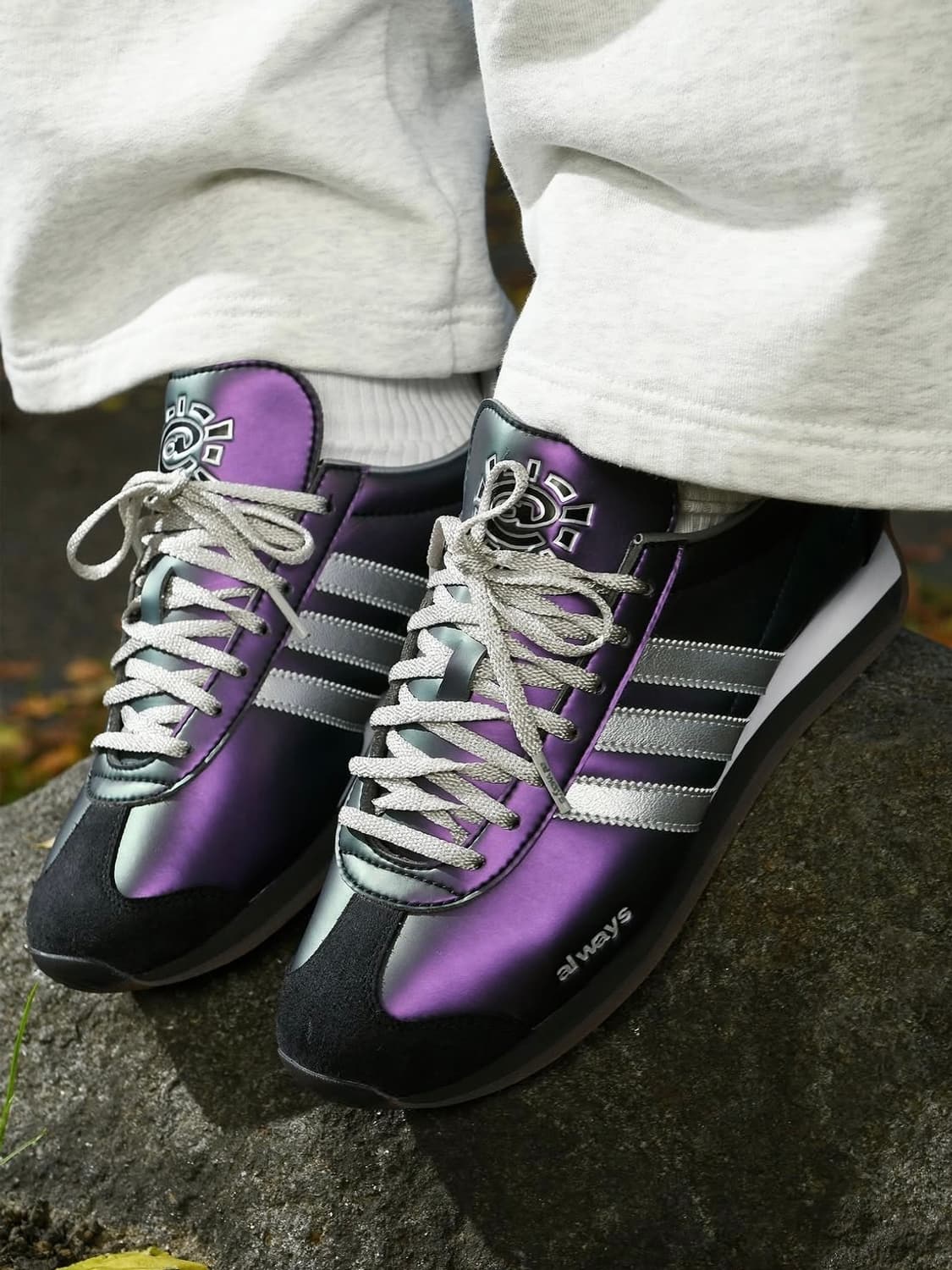 Always x adidas Purple Metallic 240 상품이미지1