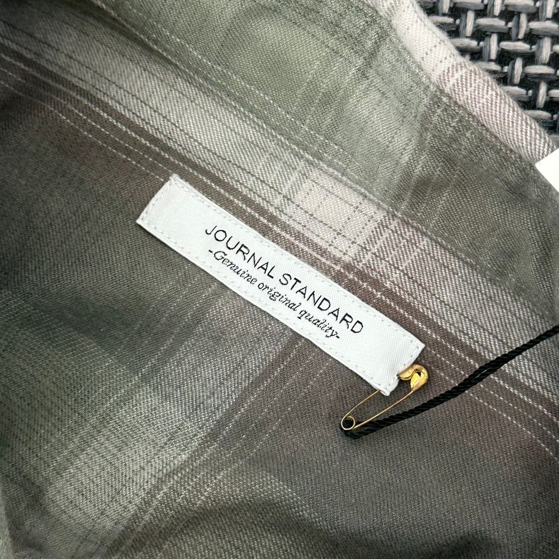 저널스탠다드 셔츠 (L) 상품이미지3