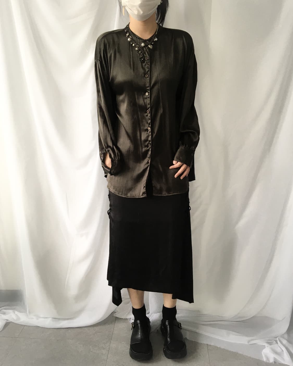 Side lace up point glossy unbalanced lon 상품이미지5