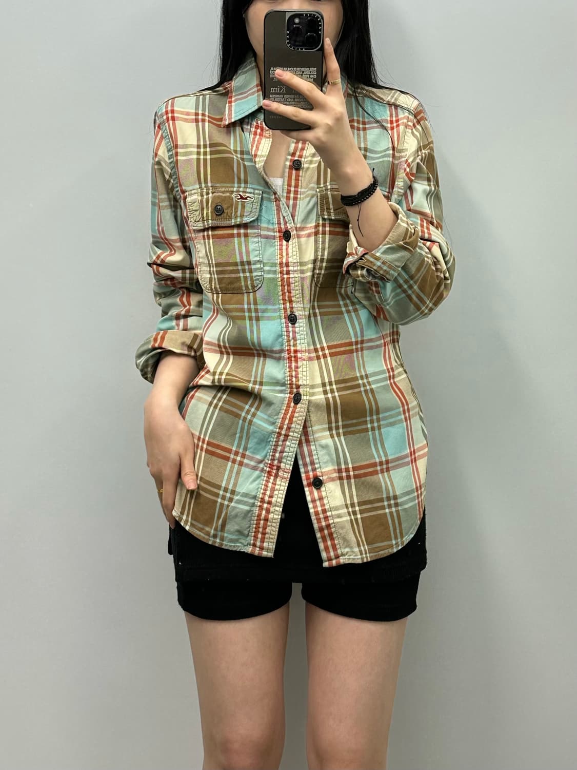 홀리스터 자수로고 포켓 체크셔츠 상품이미지1