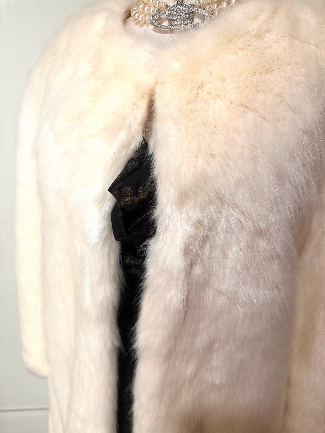 히메갸루 페이크퍼 버클 코트 상품이미지3