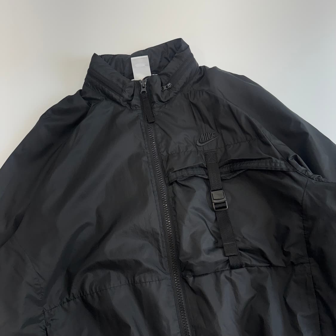 Nike 나이키 블랙 스우시 바람막이  상품이미지4