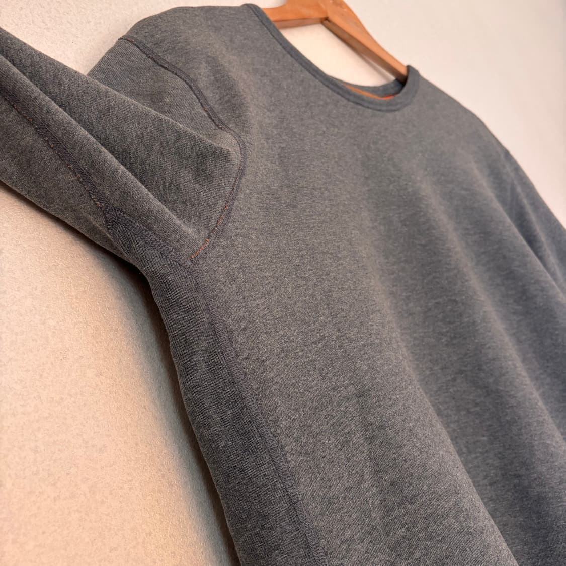 레이닝 챔프 맨투맨 티셔츠 L 입체적인 디테일 캐니다 상품이미지6