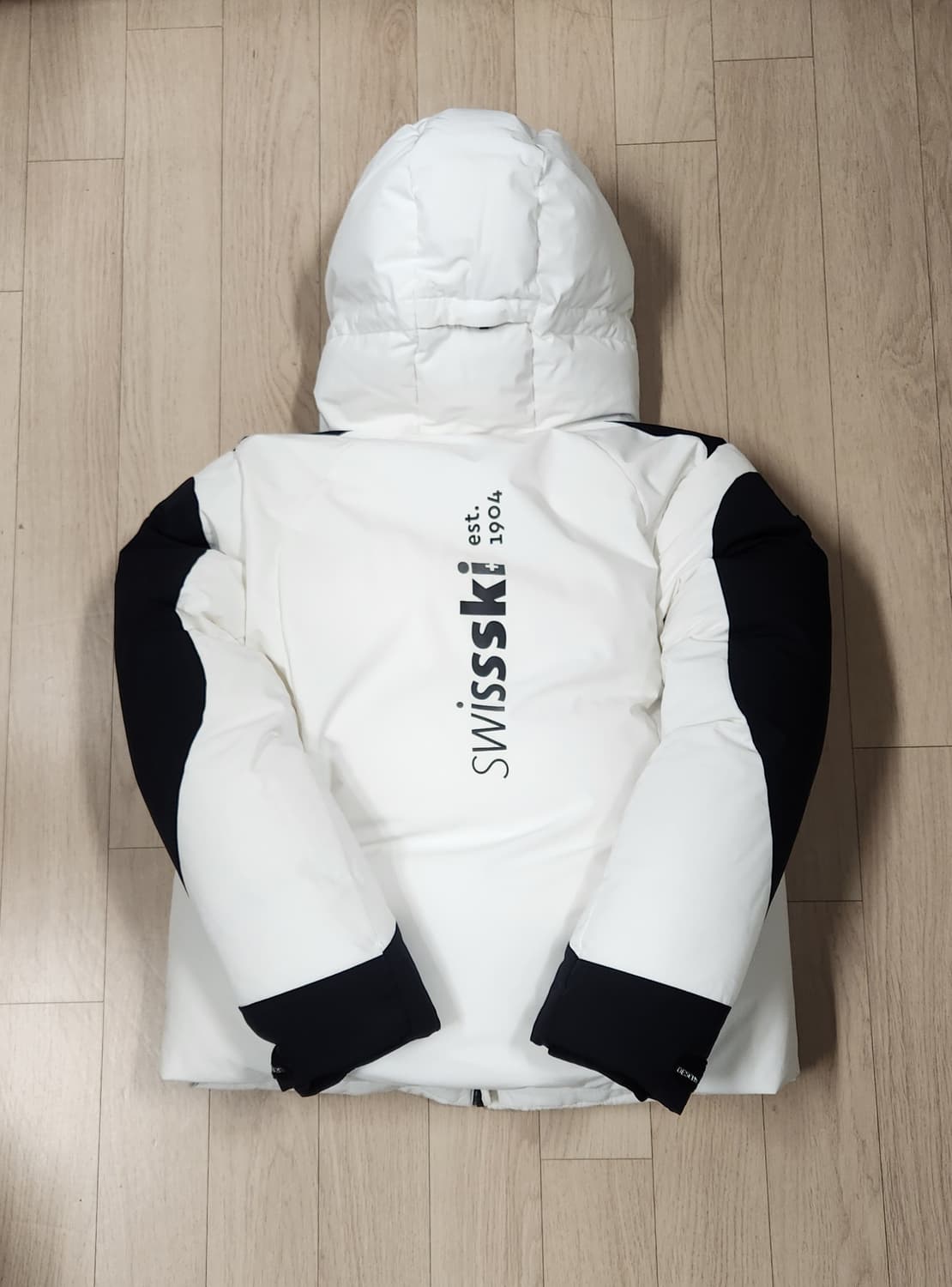 데상트 아우디 덕다운패딩 90 상품이미지2