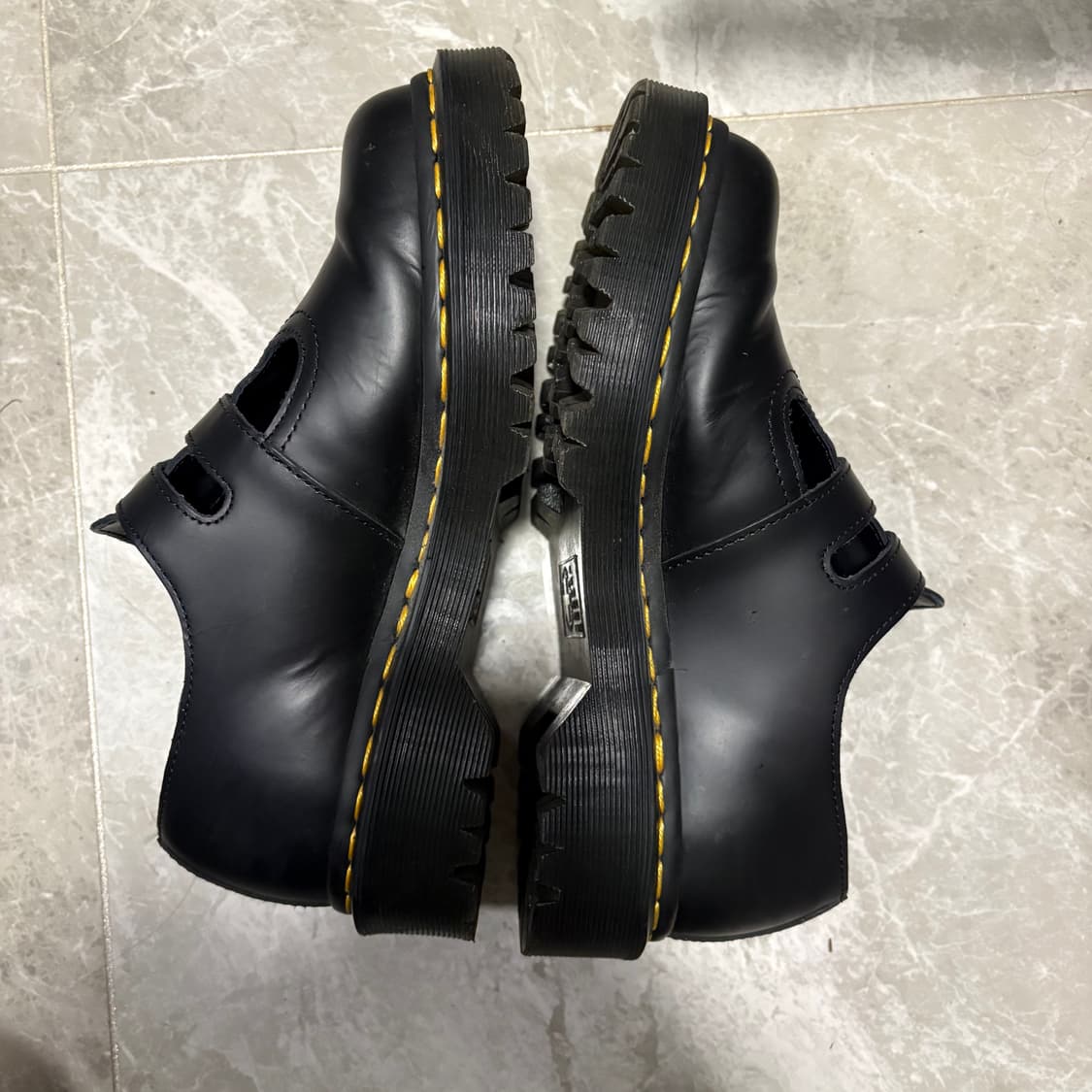 닥터마틴 8065 ll 벡스 메리제인 240 상품이미지4