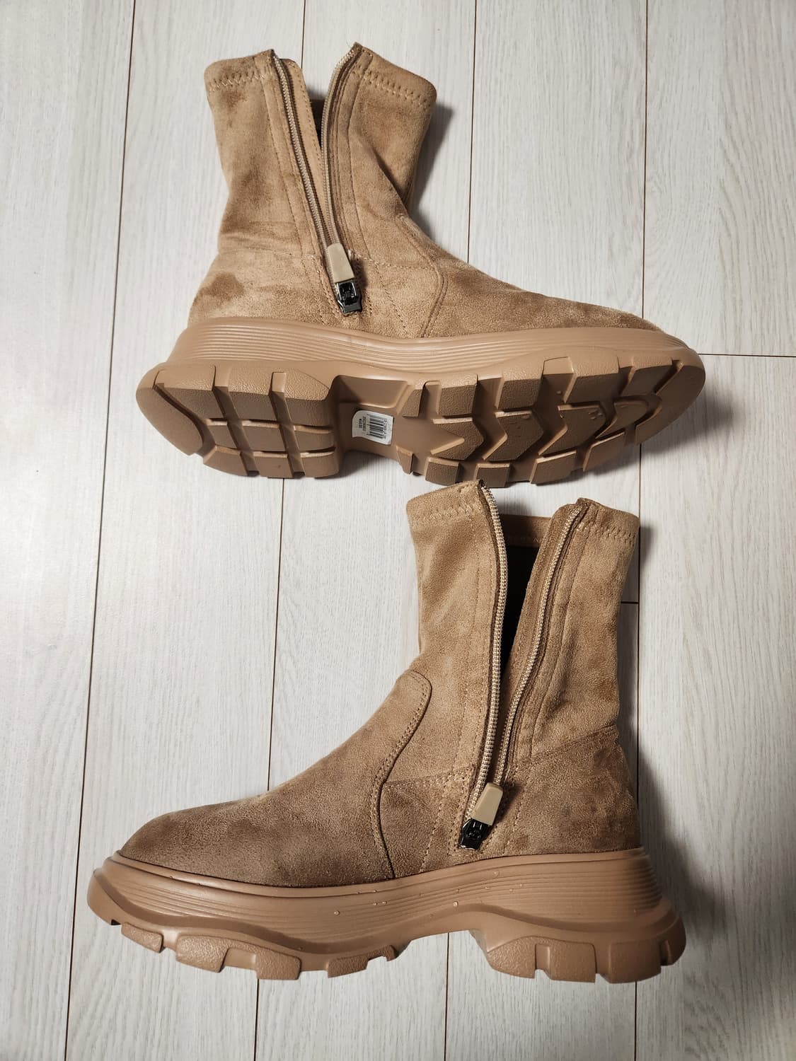 새상품급)엠.무크 원콧 스판부츠 스웨이드 베이지 사이즈230 집에서 한번 상품이미지6