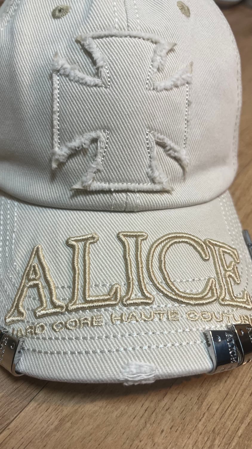 ALICE HOLLYWOOD x ksubi 아이보리 캡 상품이미지2