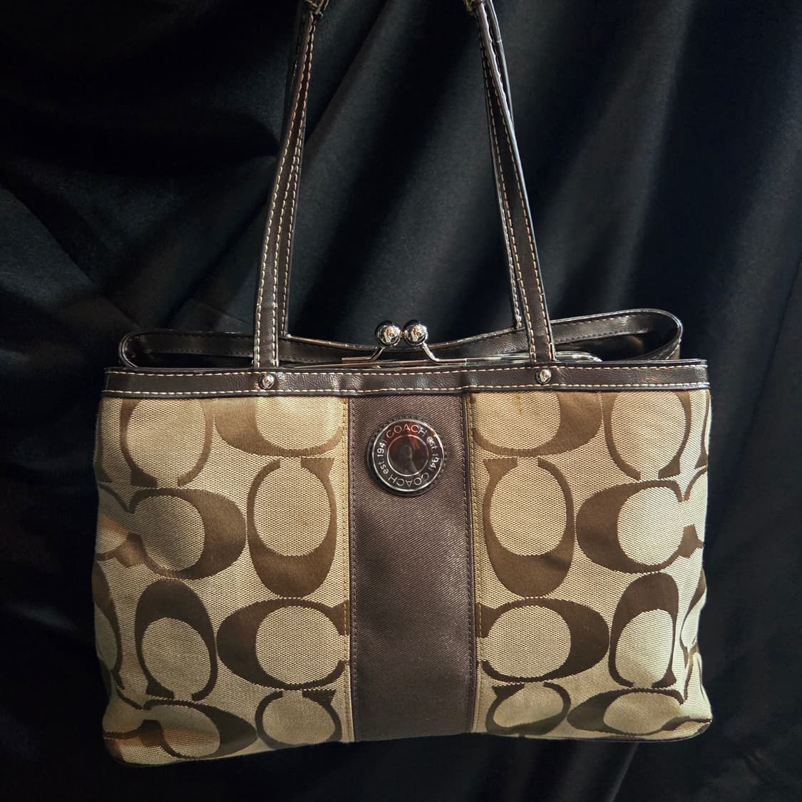 코치 시그니쳐 숄더백 토트백 상품이미지1