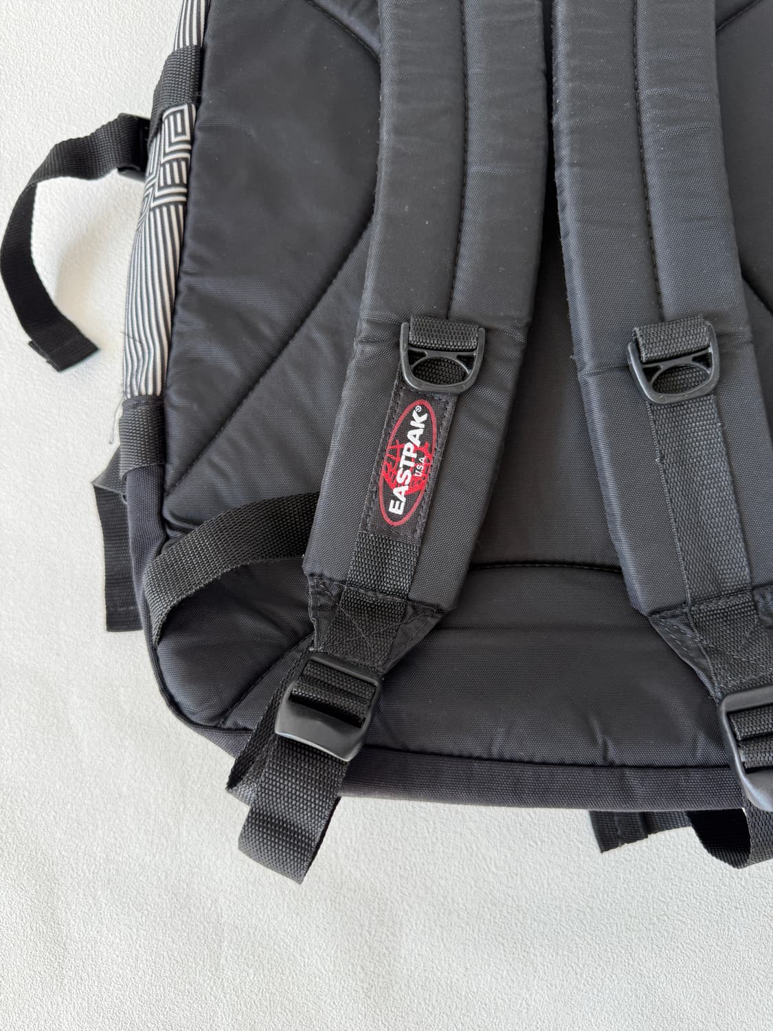 이스트팩(EASTPAK) 백팩 상품이미지8