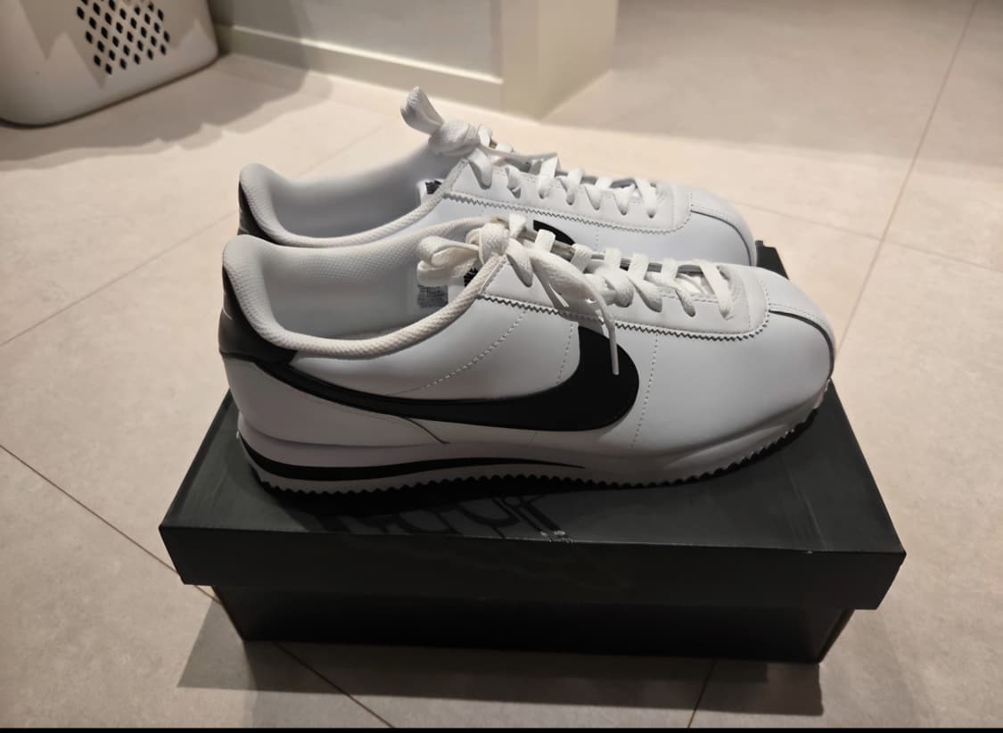 새상품_나이키 코르테즈 화이트 블랙 275mm 상품이미지2