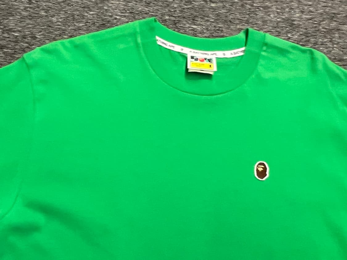 [100] 베이프 반팔티 새제품 M 상품이미지2