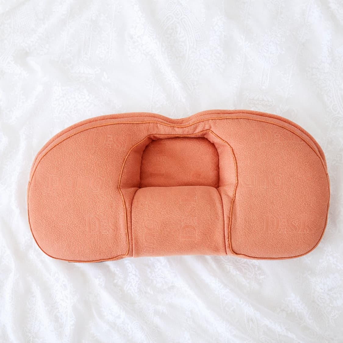 (거의새상품)현대메디칼 디스크팡 기능성 숯 경추 숙면베개 상품이미지1