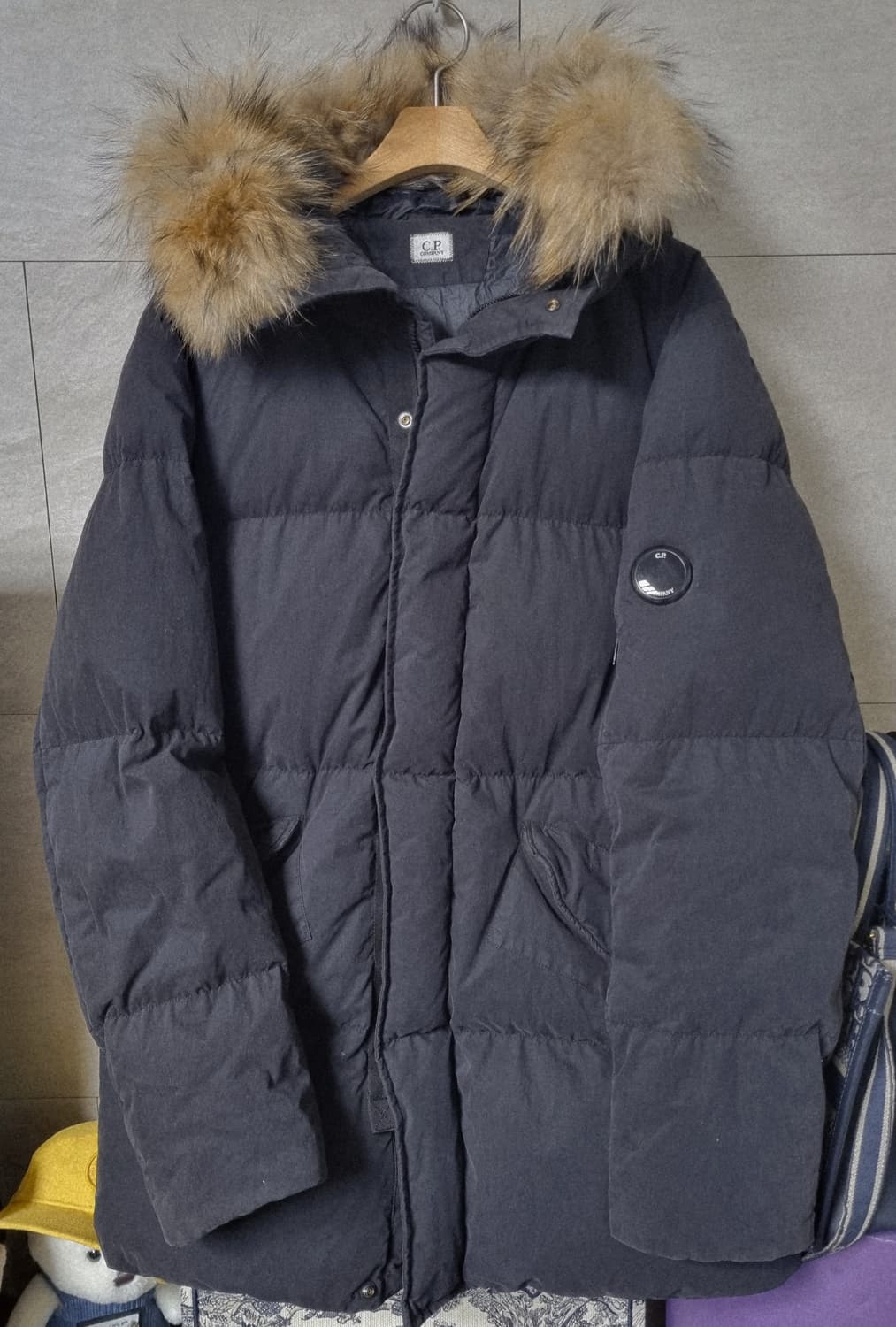 정품) CP 컴퍼니  라쿤퍼 덕다운 패딩점퍼 상품이미지3
