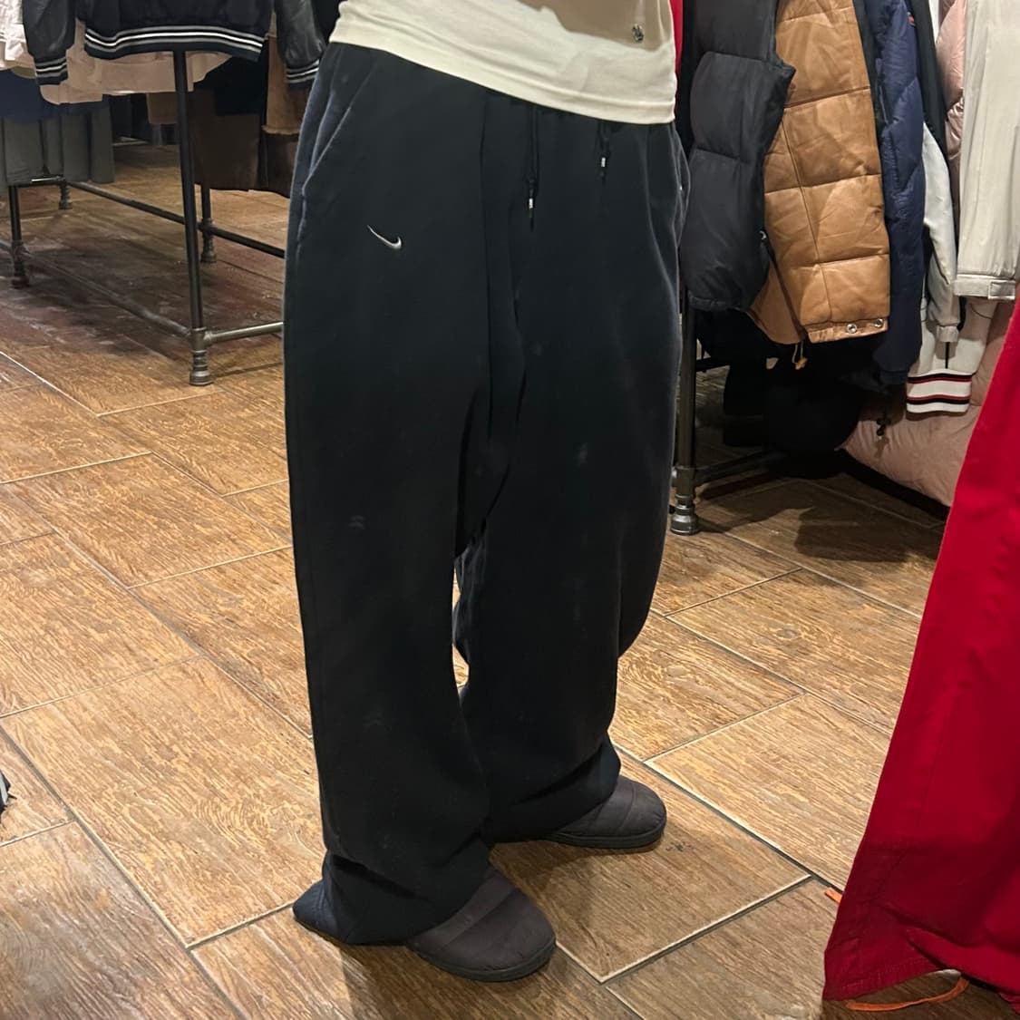 [HI] 나이키 와이드 트레이닝 팬츠 블랙 상품이미지3