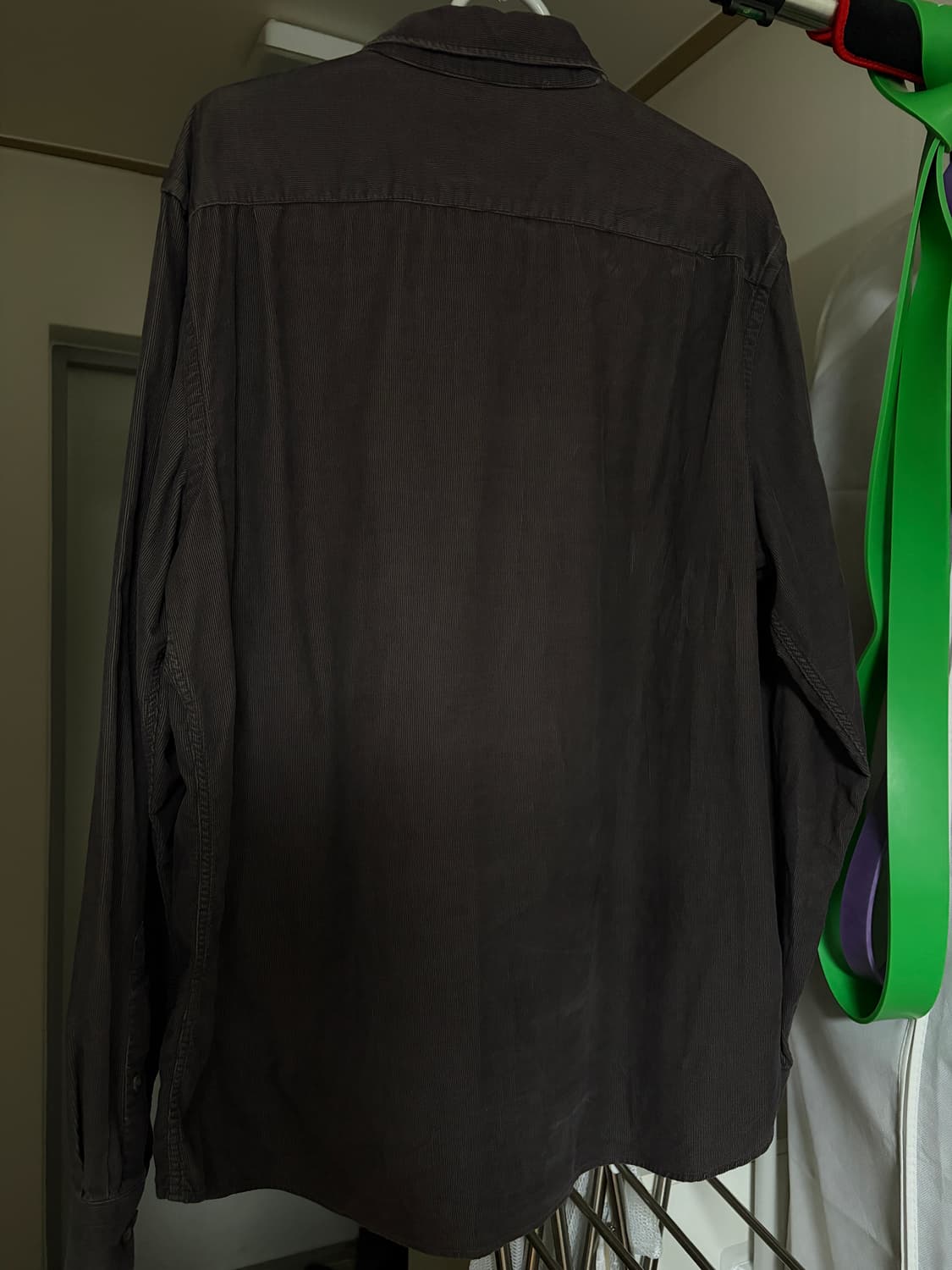 칼하트 코듀로이 셔츠 브라운 색상 L 사이즈 상품이미지2