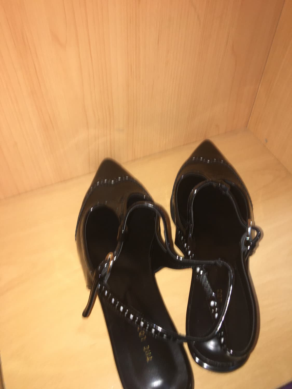 에프터먼데이 punching low stiletto sandal 상품이미지3