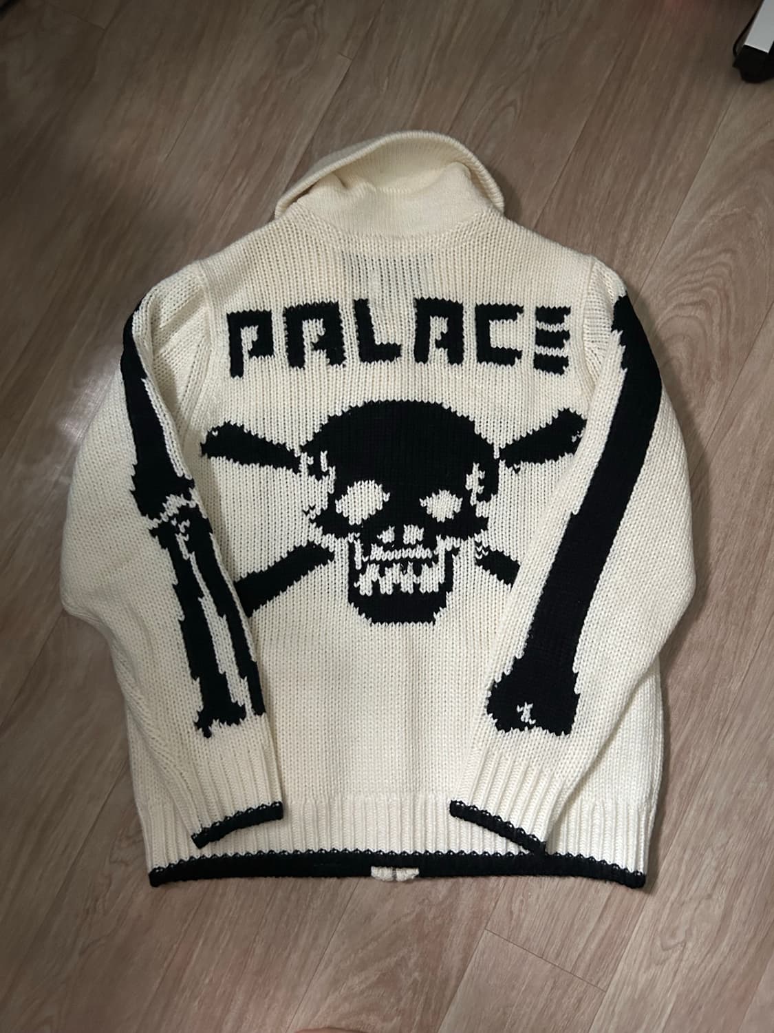 팔라스 본즈 코위찬 니트 소프트 화이트 상품이미지3