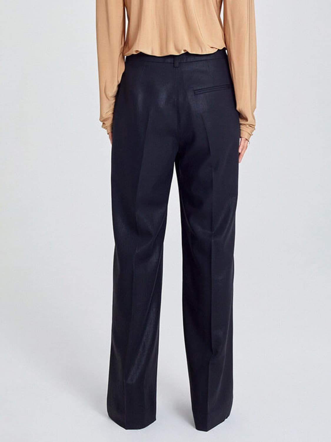 티크 SLEEK BLACK WIDE TUCK-PANTS 상품이미지3