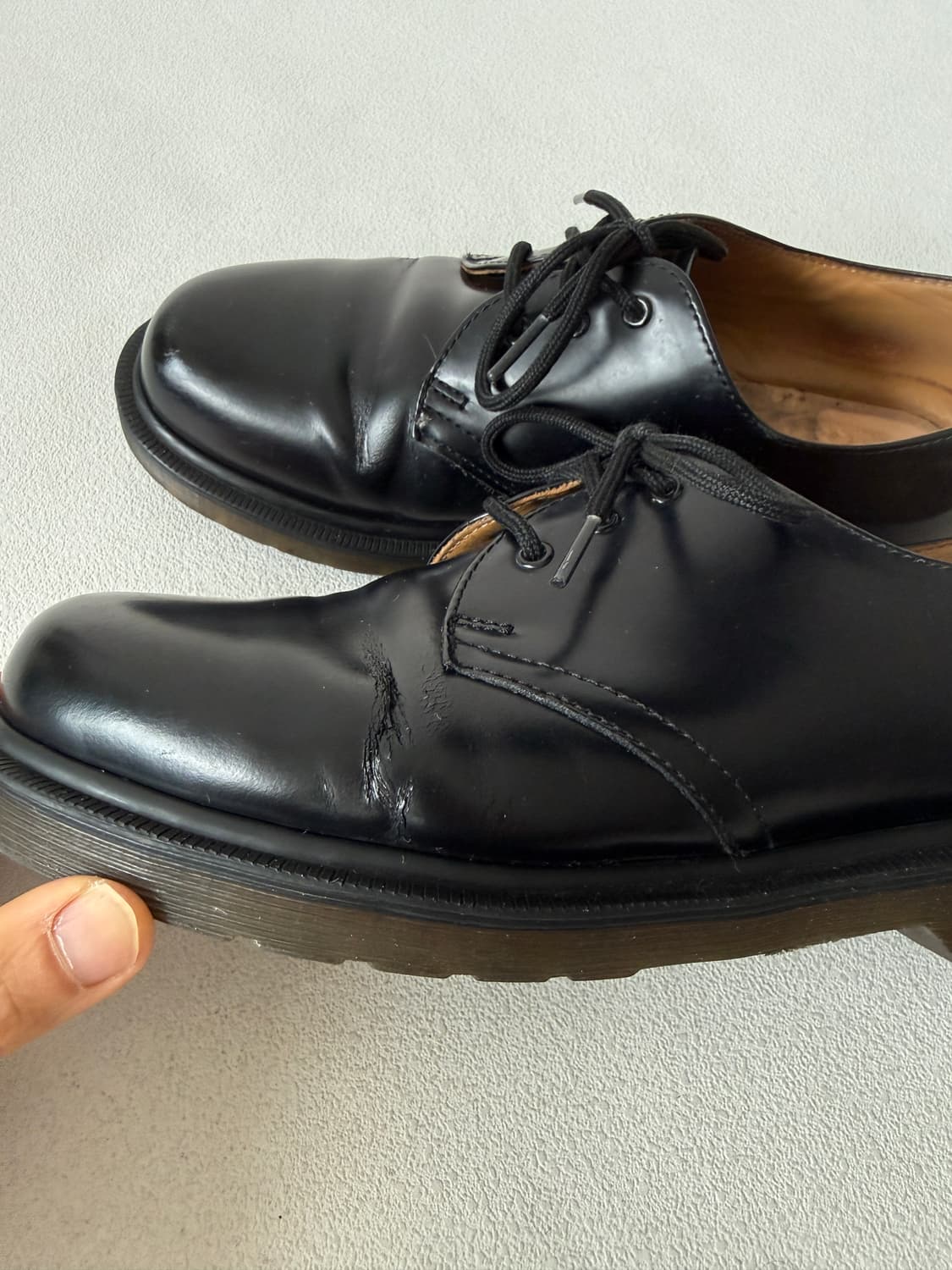 [UK6]닥터마틴(Dr.Martens) 3홀 블랙(깔창 없음) 상품이미지5