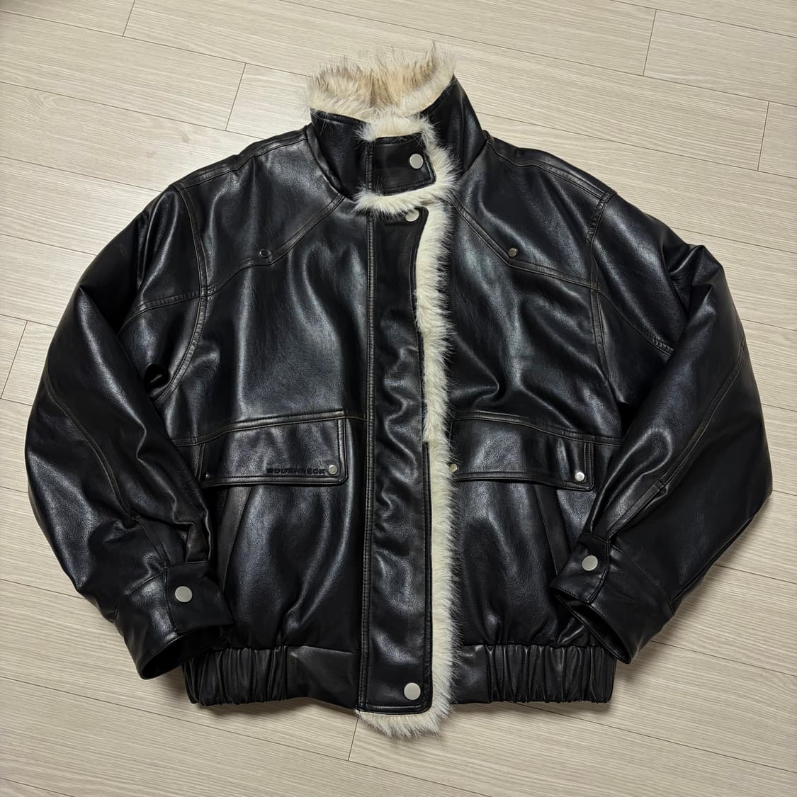 러프넥 워싱 레더 무스탕 m 상품이미지2