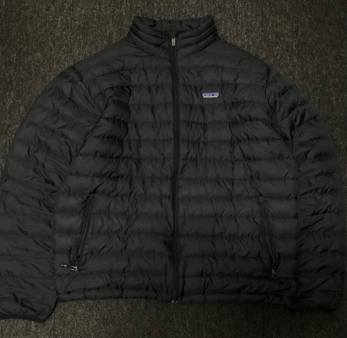 파타고니아 다운스웨터 패딩 블랙 상품이미지2