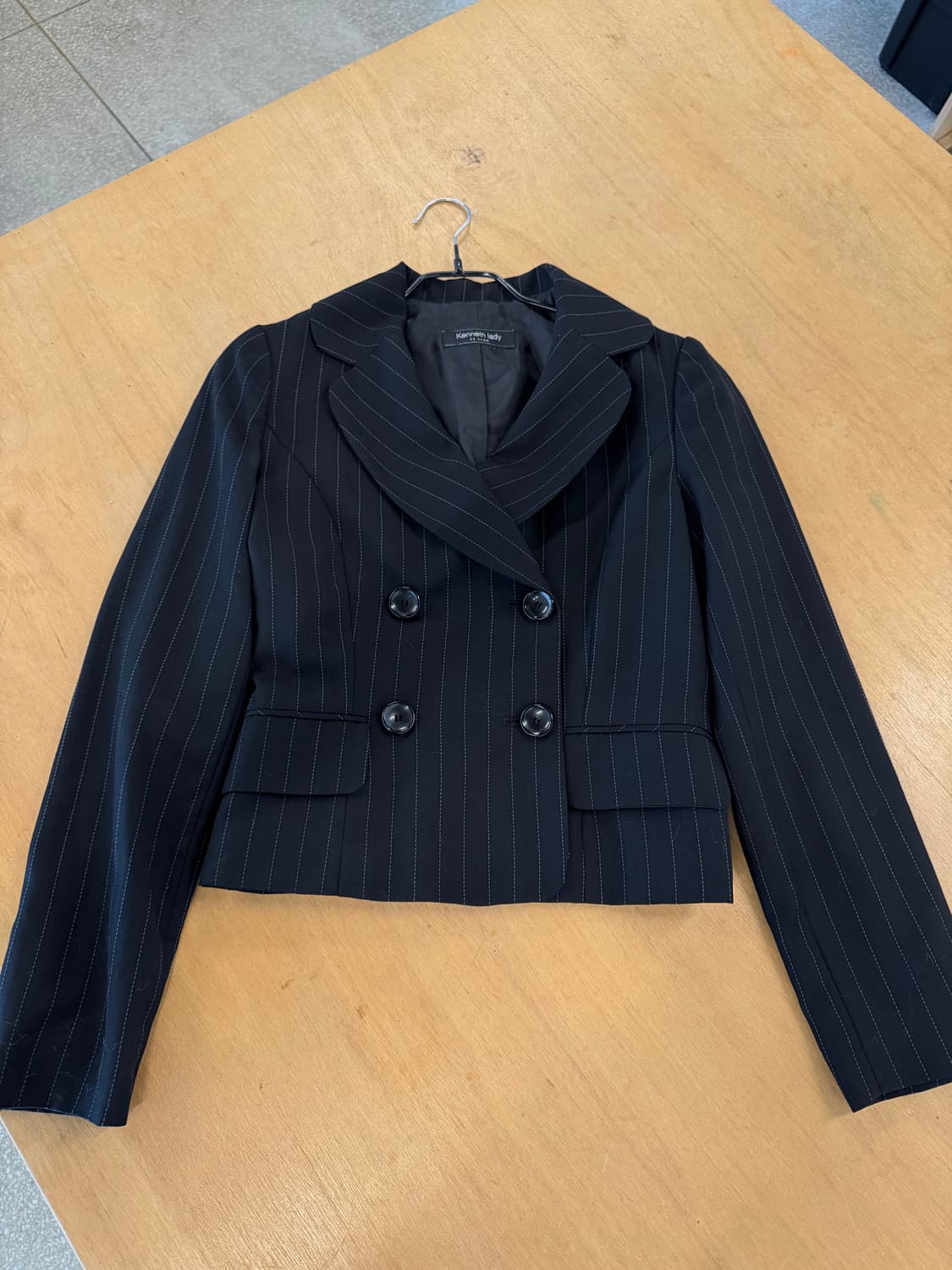 스트라이프 블랙 크롭 자켓 상품이미지1