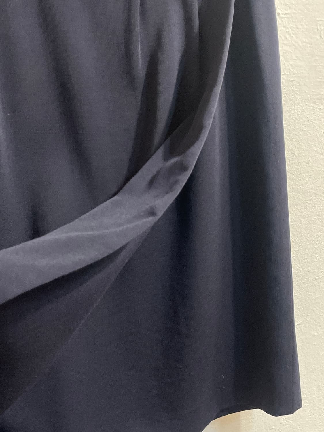 버버리 울 블렌드 미디 스커트 상품이미지3