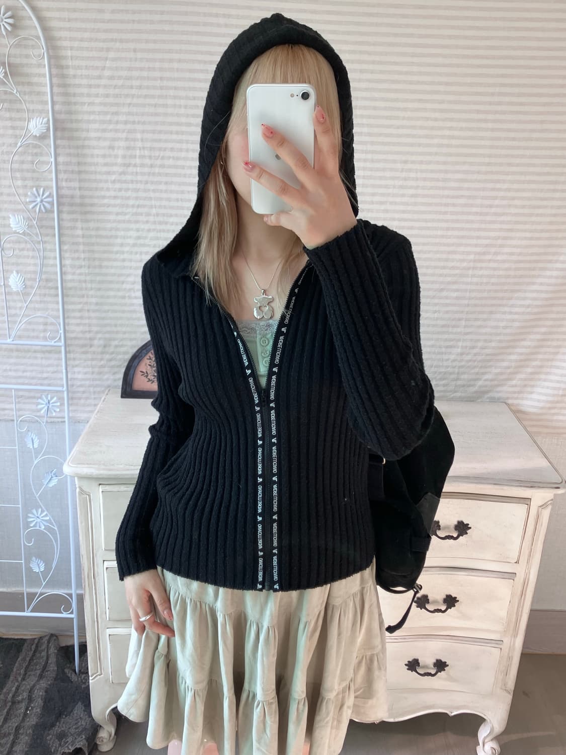 jpn vintage 블랙 슬림핏 후드 니트 집업 상품이미지3