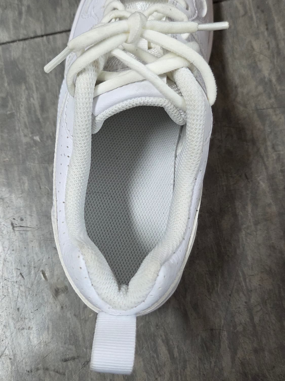 나이키 에어포스 230 상품이미지3
