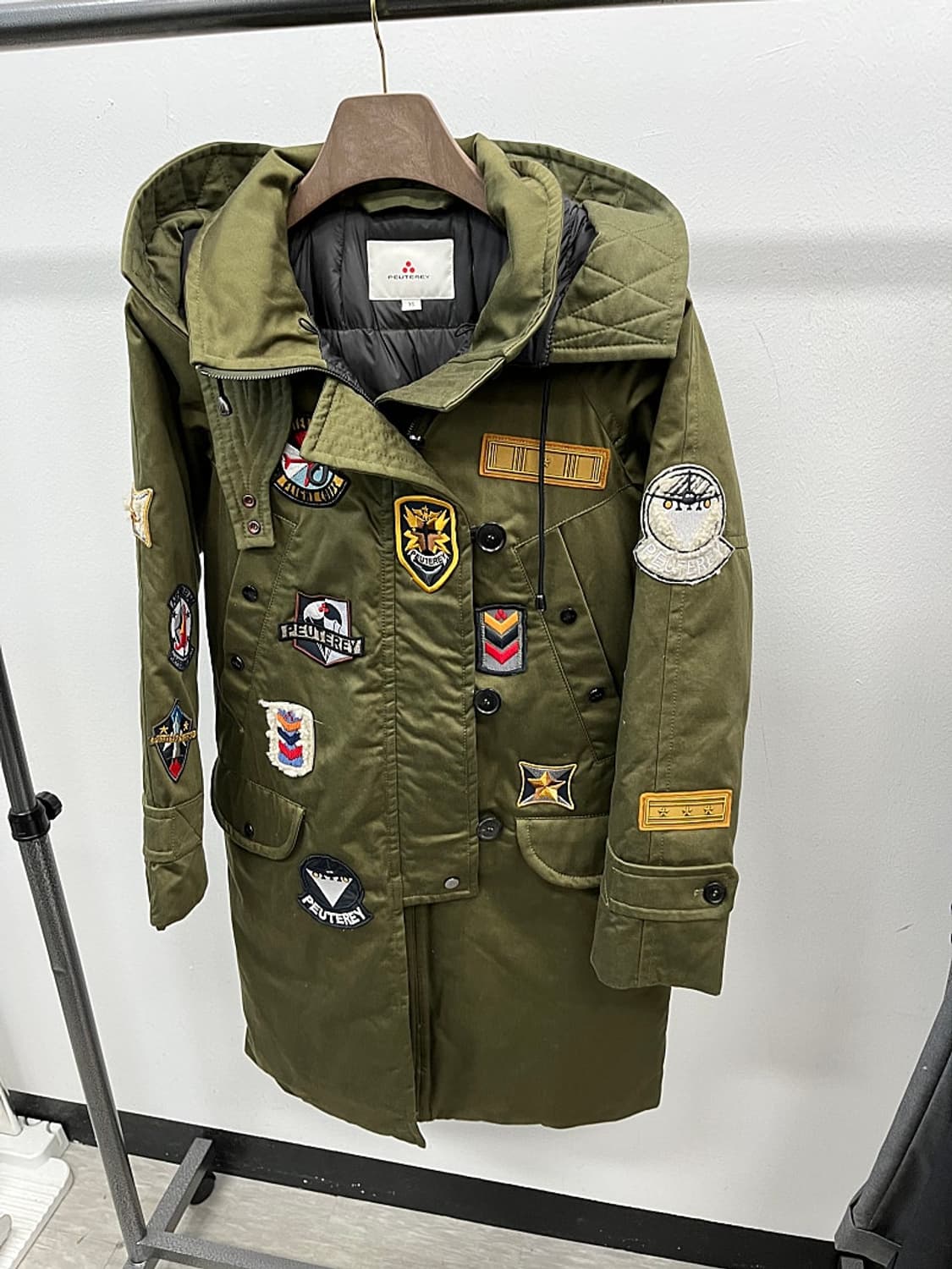 여) 페트레이 마커패치 다운파카  상품이미지6