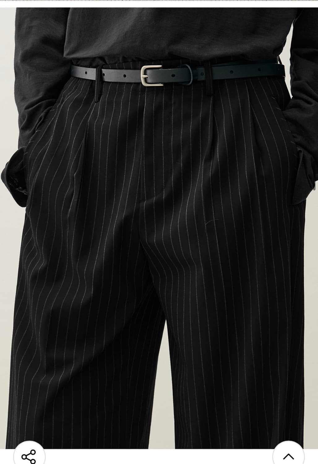 (새상품)(M) 드로우핏 투 턱 와이드 핀 스트라이프 슬랙스 BLAC 상품이미지6