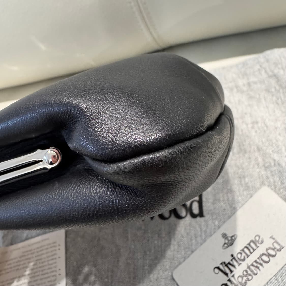 비비안웨스트우드 엠마 펄스백 상품이미지7