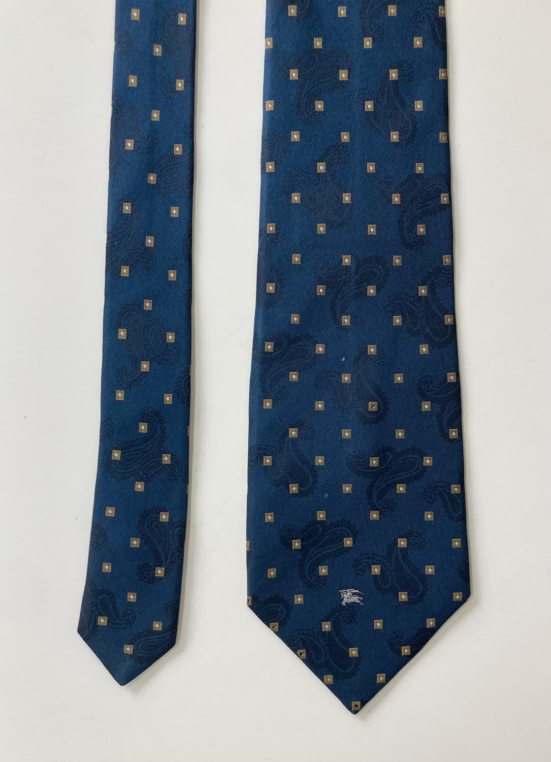 버버리 넥타이 상품이미지1