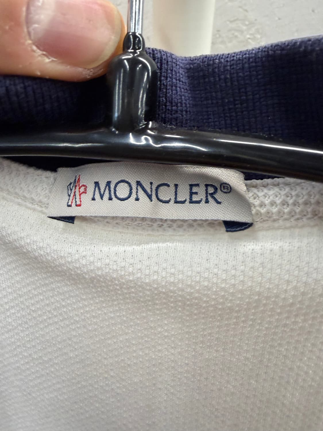 몽클레르 화이트 폴로 카라티셔츠 M 상품이미지3